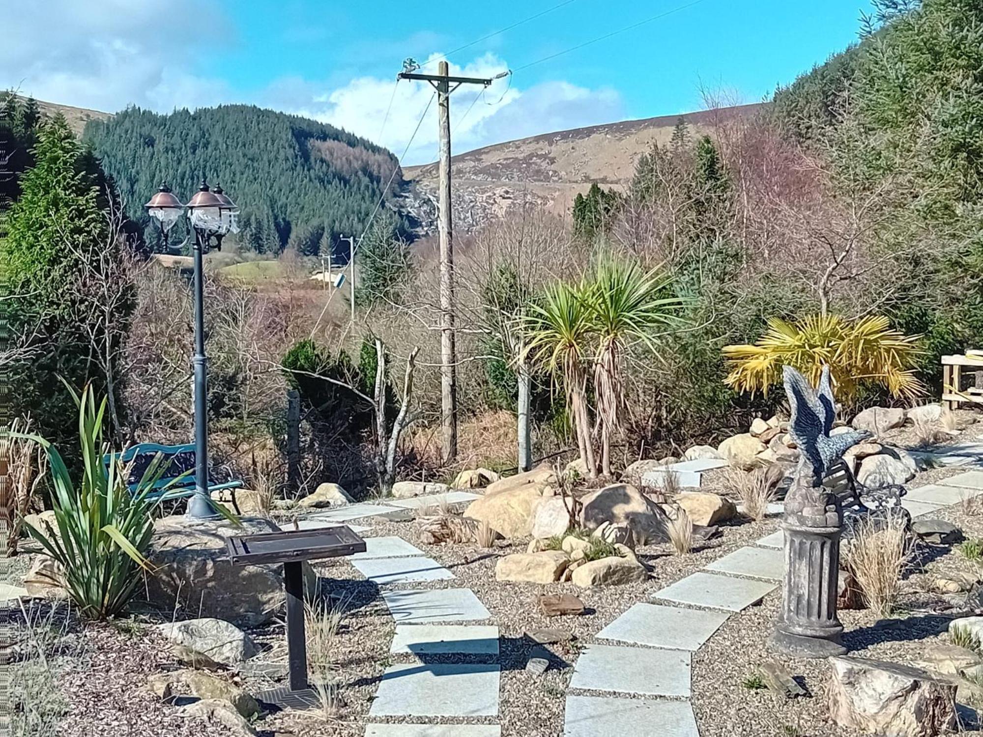 Clarisses Cottage Laragh Exterior foto