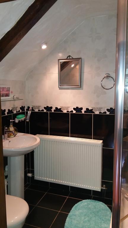 Clarisses Cottage Laragh Exterior foto